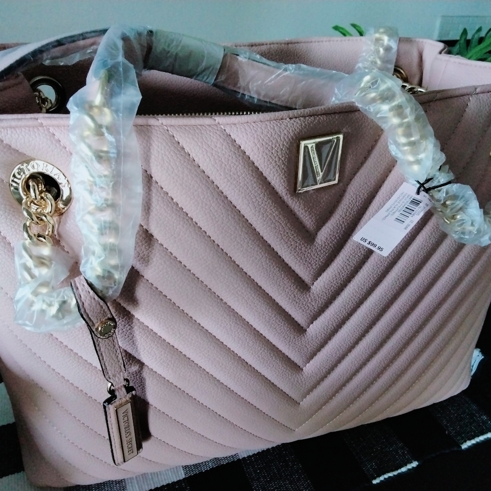 Victoria's Secret Purse 👛